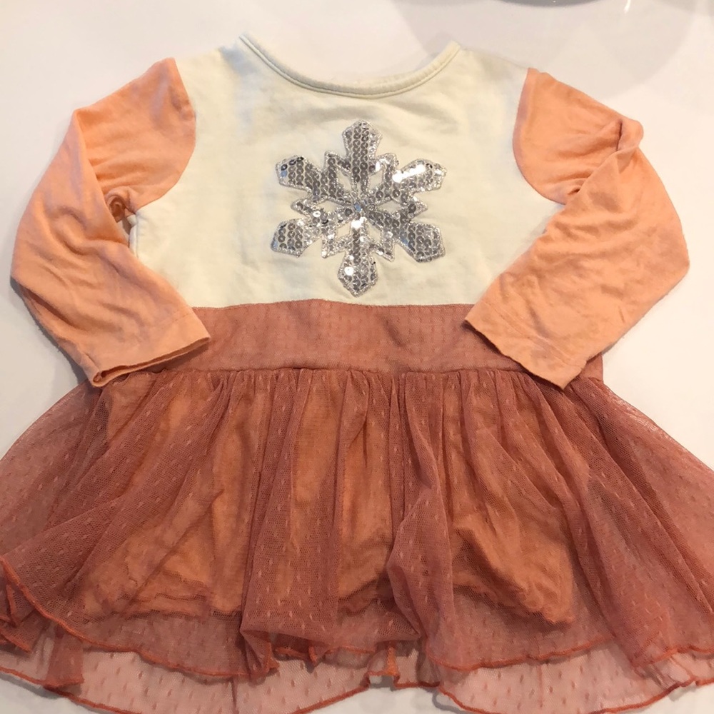PEACHES & CREAM silver sequins snowflake tunic